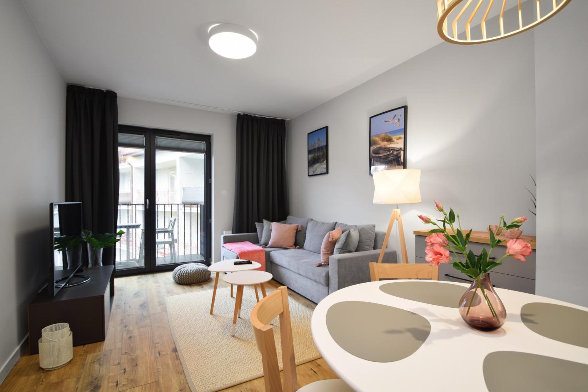 Rentplanet - Apartamenty Kolo Brzegu 科沃布热格 外观 照片