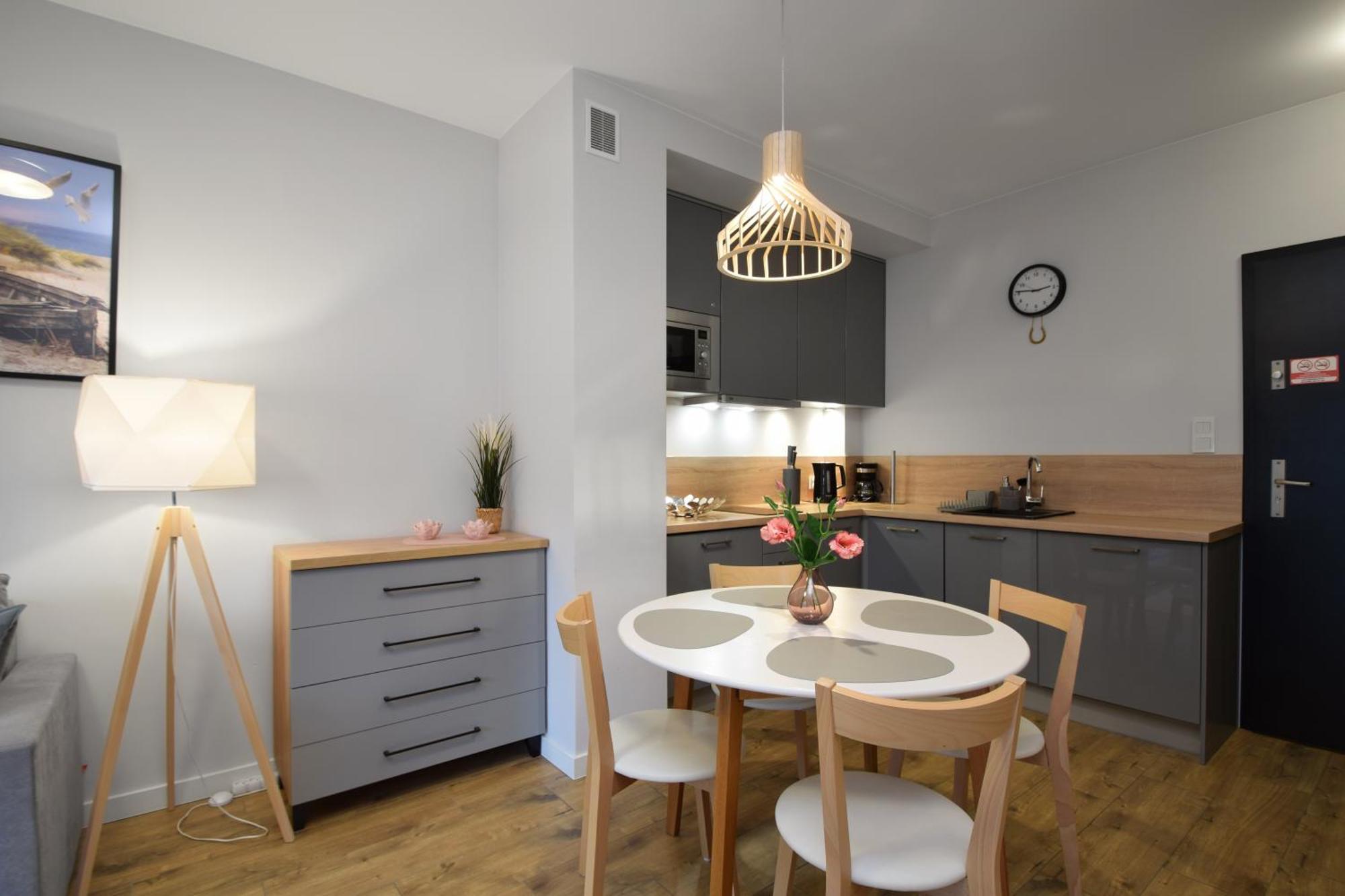 Rentplanet - Apartamenty Kolo Brzegu 科沃布热格 外观 照片